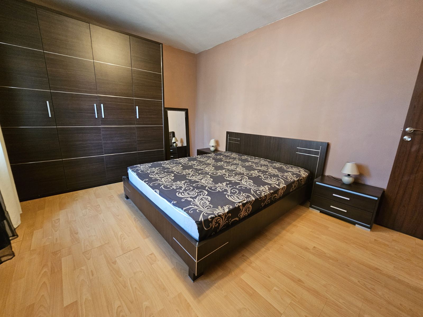 Продава 2-стаен апартамент, кв.Драгалевци