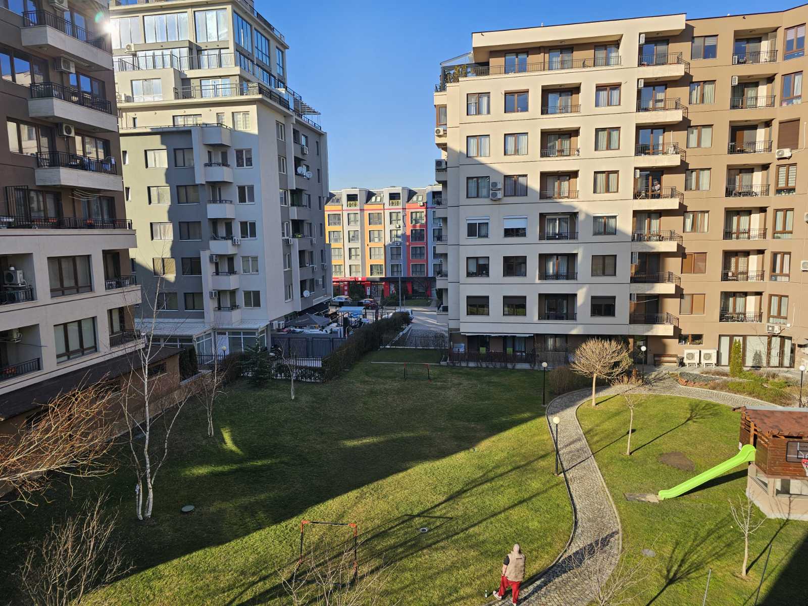 Продава 2-стаен апартамент - Малинова долина