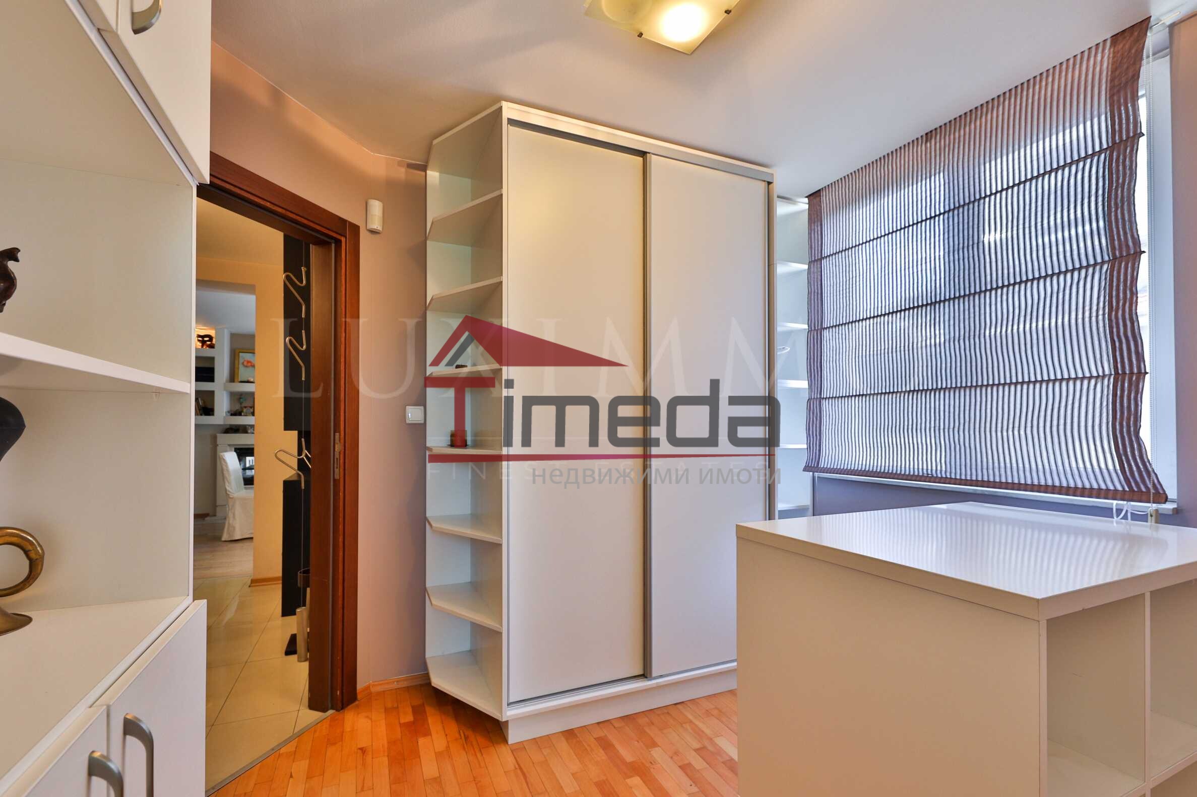 Продава мезонет в сграда с АКТ 16