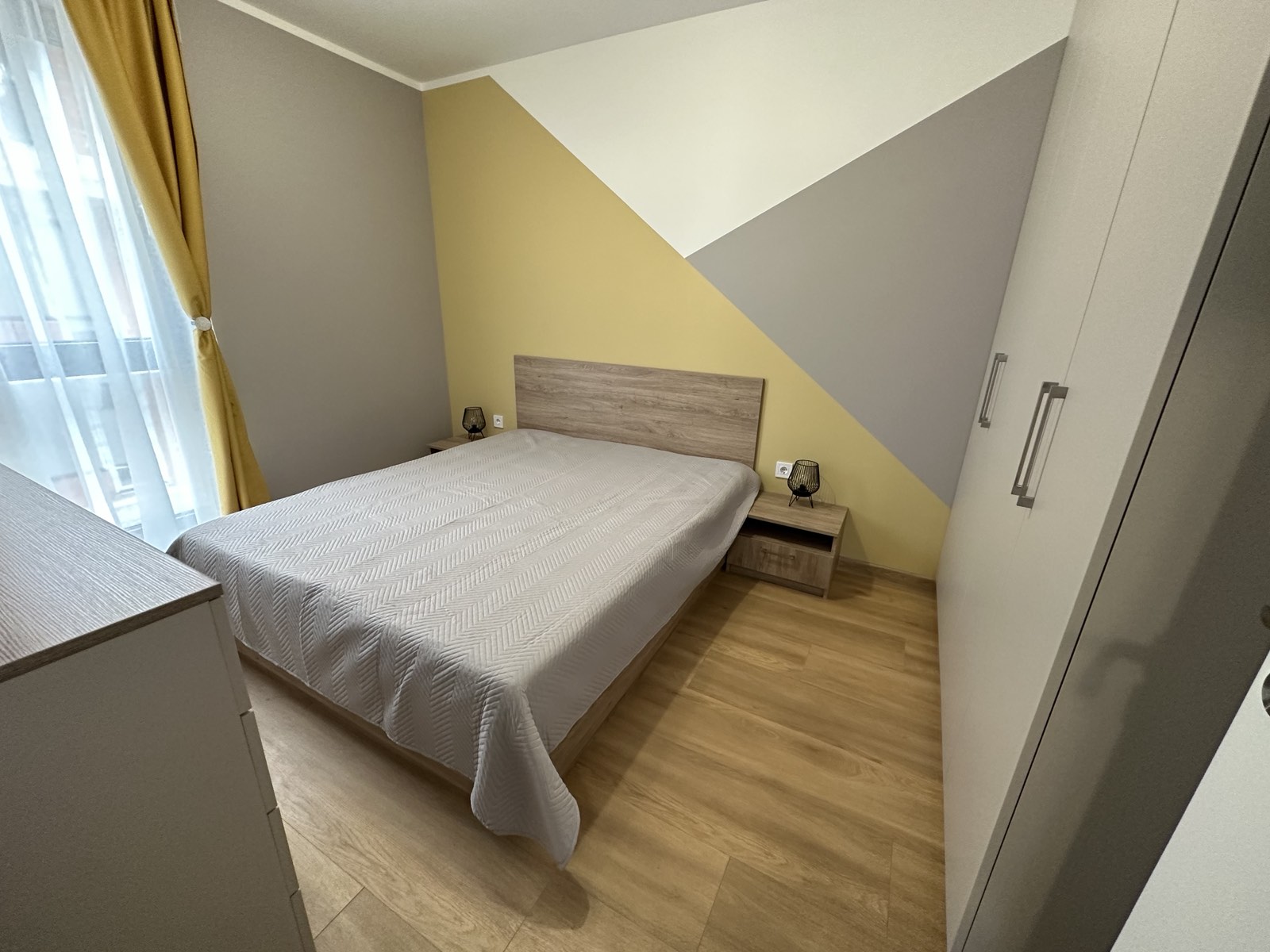 Продава 2-стаен апартамент, кв.Малинова долина