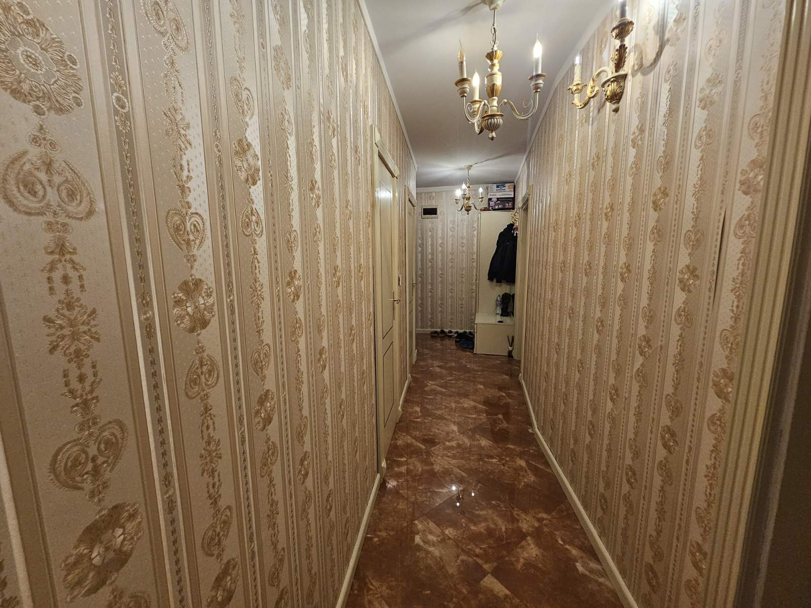 Продава 3-стаен - кв. Витоша