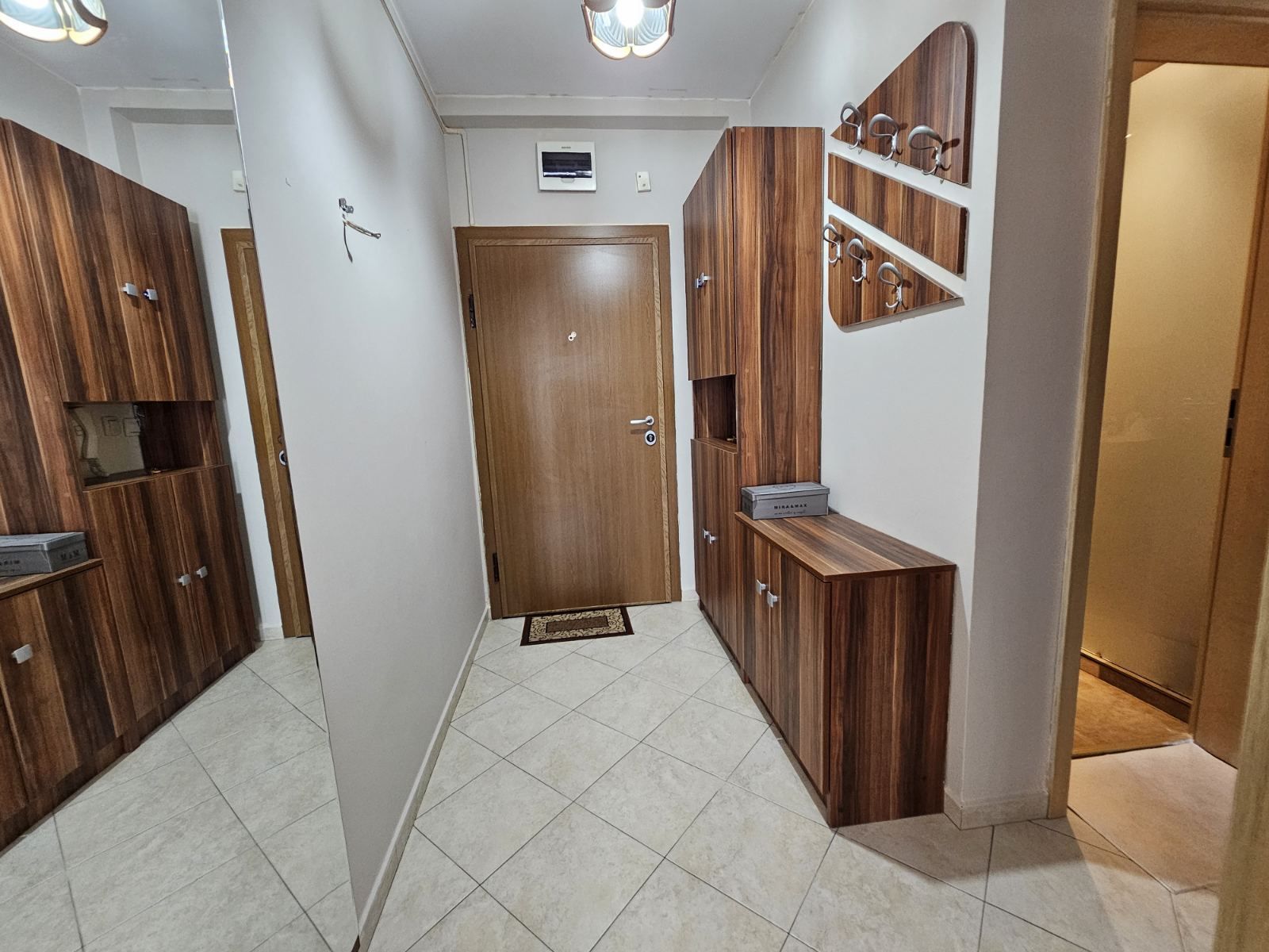 Продава 2-стаен - кв. Витоша