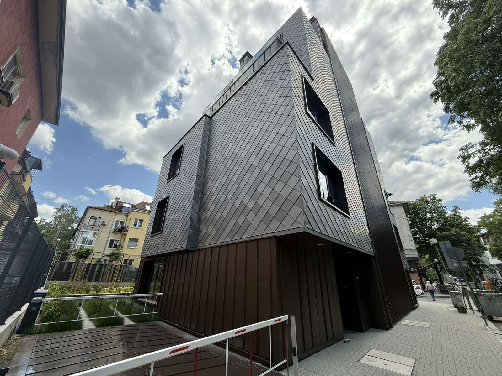 Продава 3-стаен апартамент, град София, кв. Лозенец